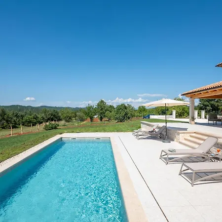 Villa Sentiero *