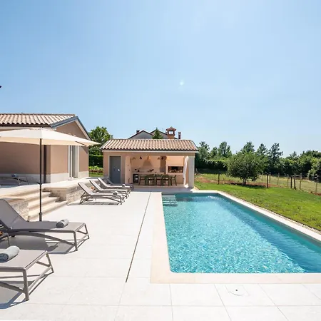 Villa Sentiero パジン